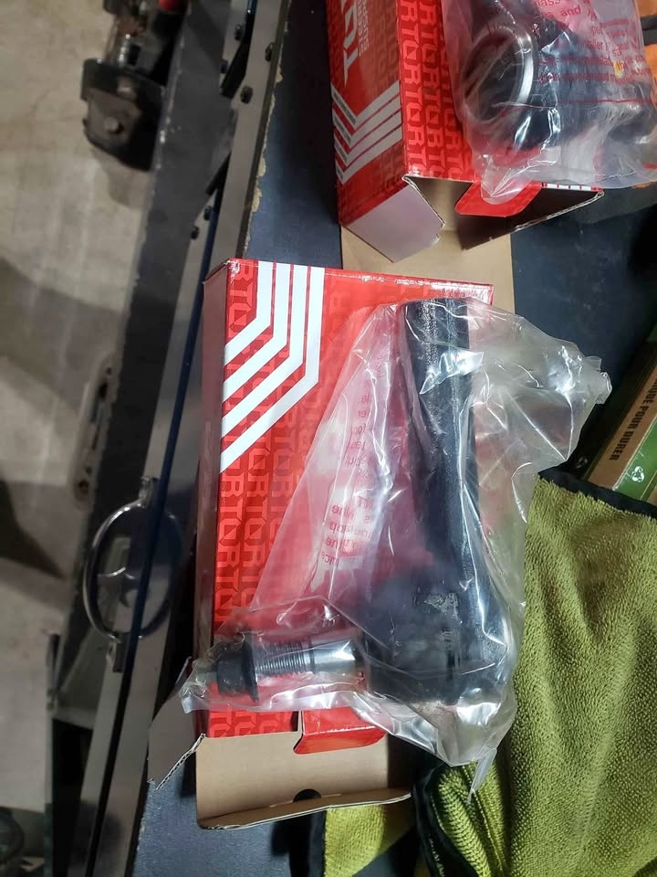 2010-2016 GMC vehicles tie rod ends