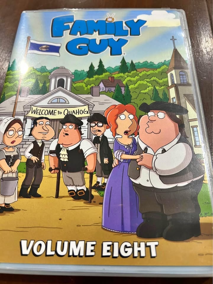Family Guy Volume 8 DVD🏆