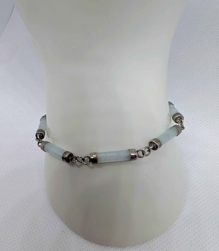 Jadeite 925 Silver bracelet. Pick up Spruce Grove or it can be m - photo 3