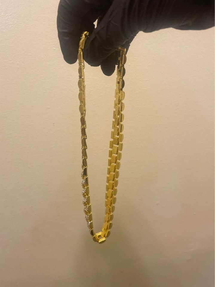 24K ICED OUT CUBAN LINK CHAIN & BRACELET SET - photo 4