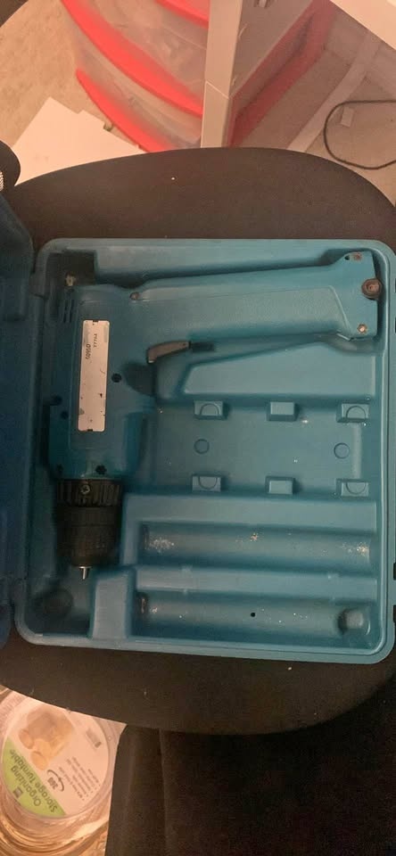 Makita drill for parts