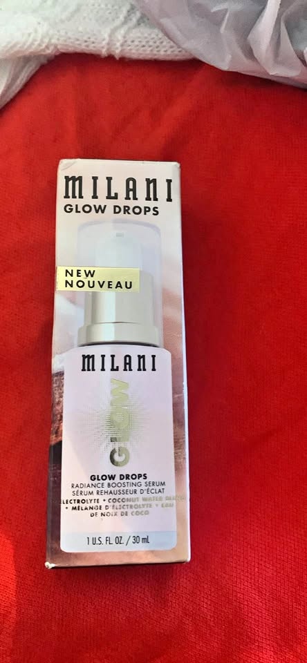 Milani Glow Drops Radiance Boosting Serum