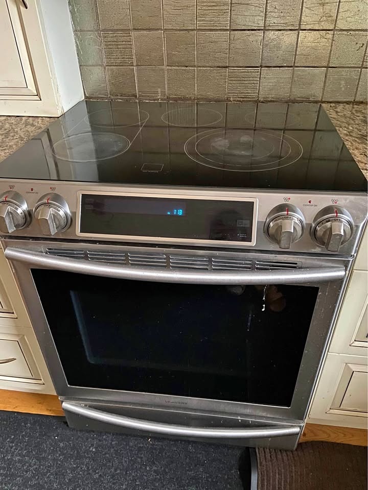 Stove and dishwasher