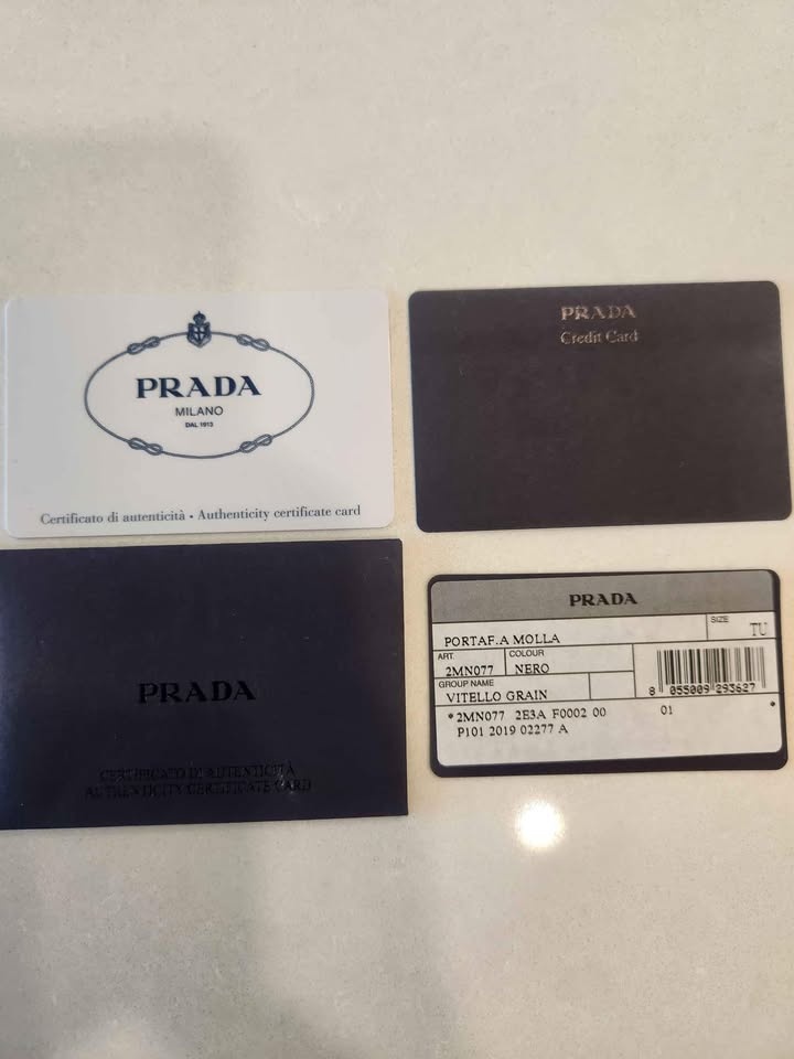 Prada Wallet - Vitello Grain - photo 2