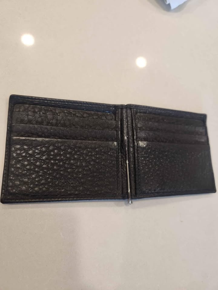 Prada Wallet - Vitello Grain - photo 4