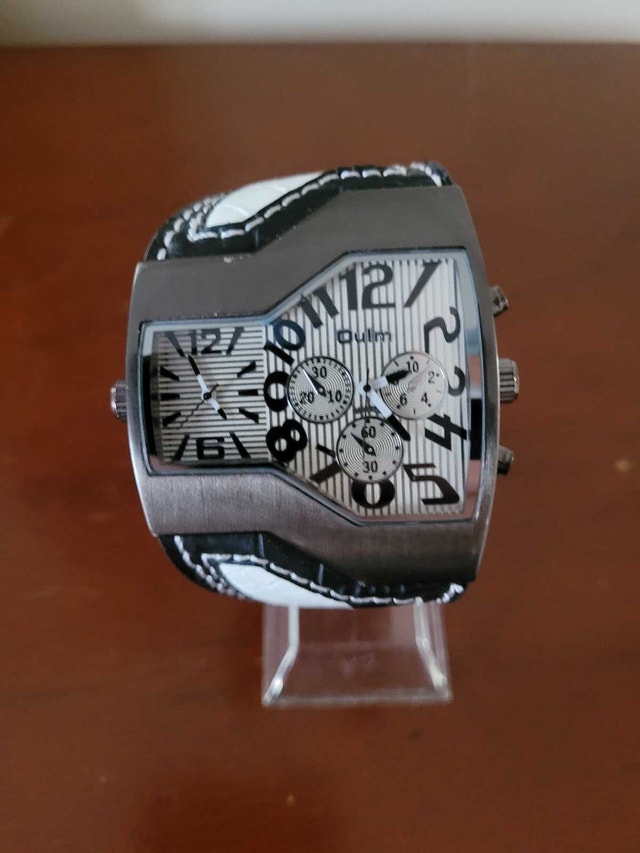 Brand New Oulm Black and White Dual Time Men's Watch
