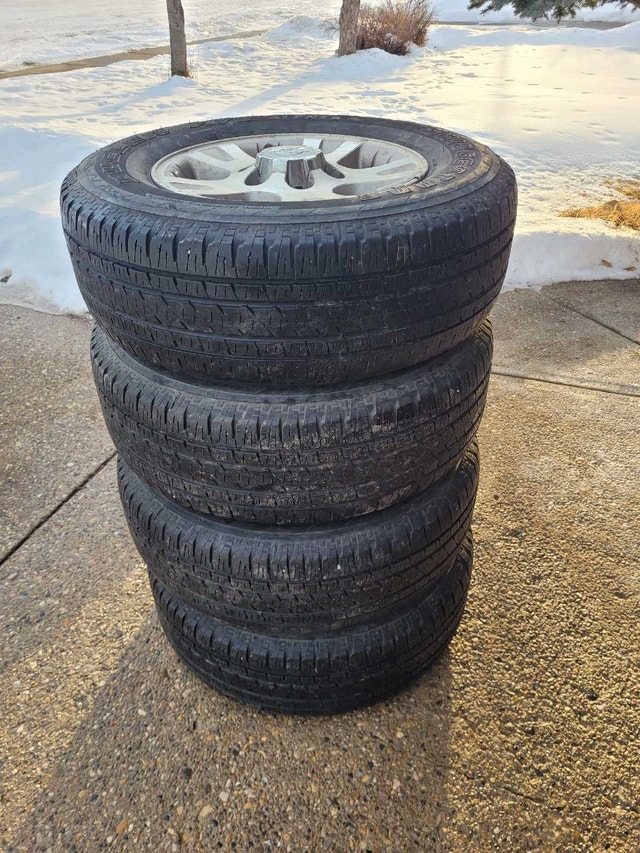 Nissan Pathfinder 16 Inch Rims 255/65/16 All Season Tires - photo 2
