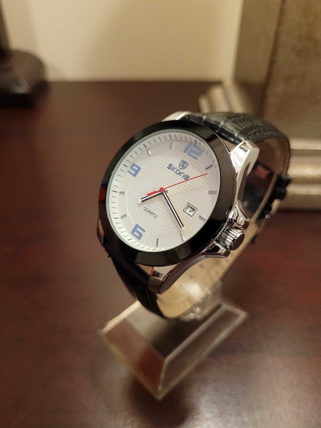 Brand New Skone Black and Silver Quartz Men's Watch - photo 2