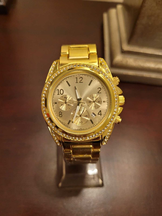 Brand New Unisex Gold Watch with Diamond Crystal Accents - photo 2