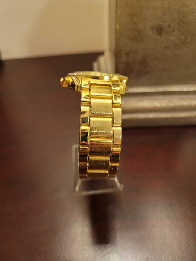 Brand New Unisex Gold Watch with Diamond Crystal Accents - photo 5