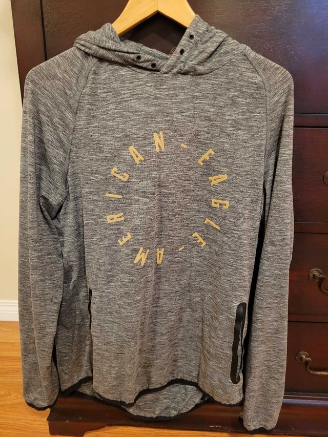 Men's Medium American Eagle Outfitters Grey Activewear Hoodie