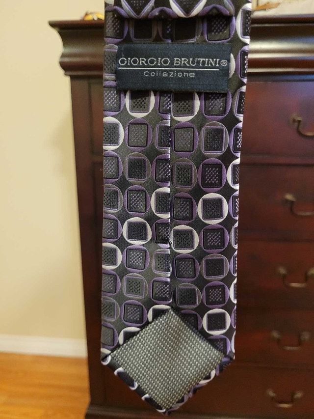 Men's Giorgio Brutini Collezione Purple geometric 100% silk tie - photo 2
