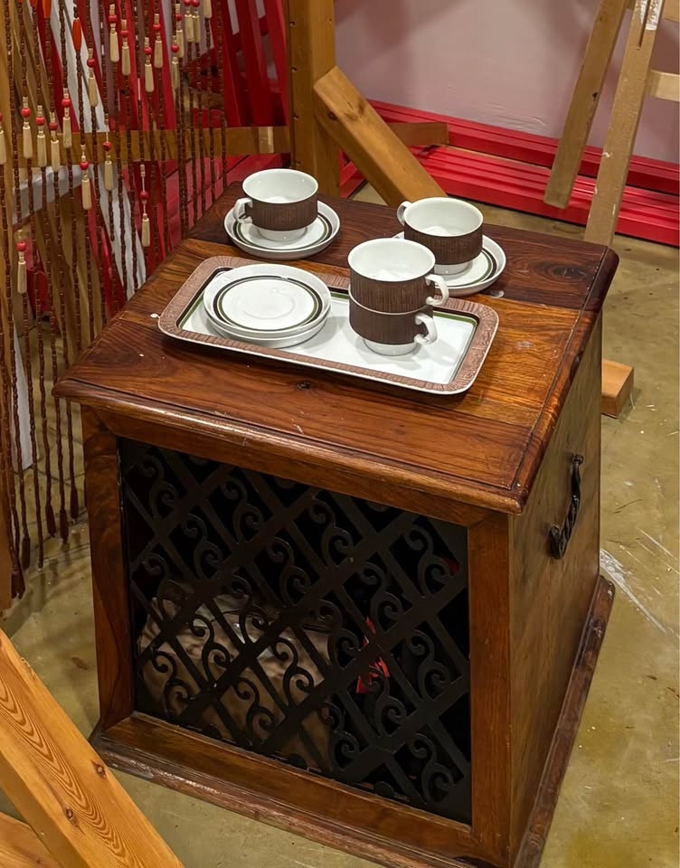 PICKUP DEC 17 - Wooden Storage Box / Side Table