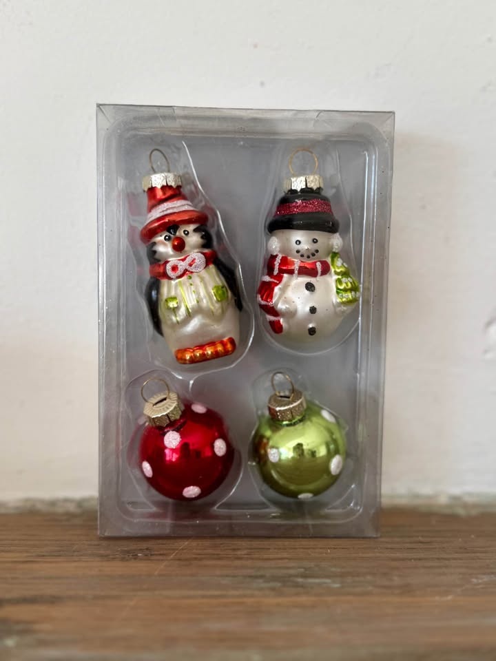 Vintage Pier 1 Glass Ornaments - 4 Boxes - photo 2