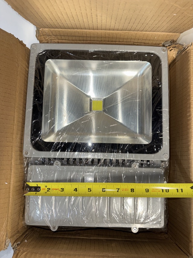 100W LED flood light cool white x3 - photo 3