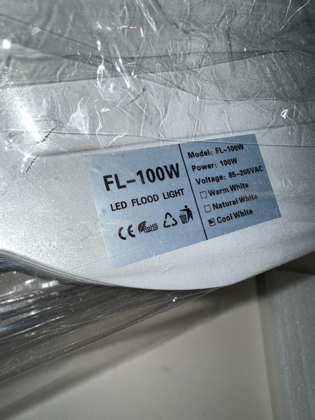 100W LED flood light cool white x3 - photo 5