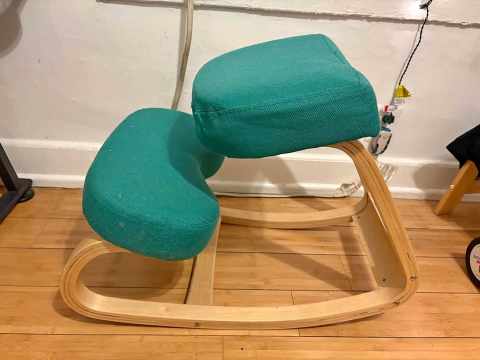 rockable kneeling chair