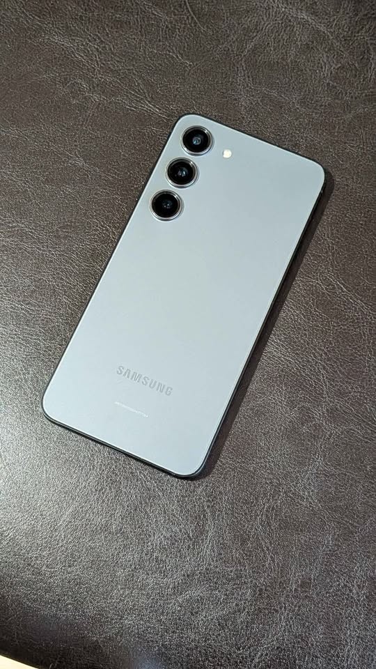 Samsung Galaxy S23 -128GB-8GB Ram(Unlocked 🔓) - photo 2