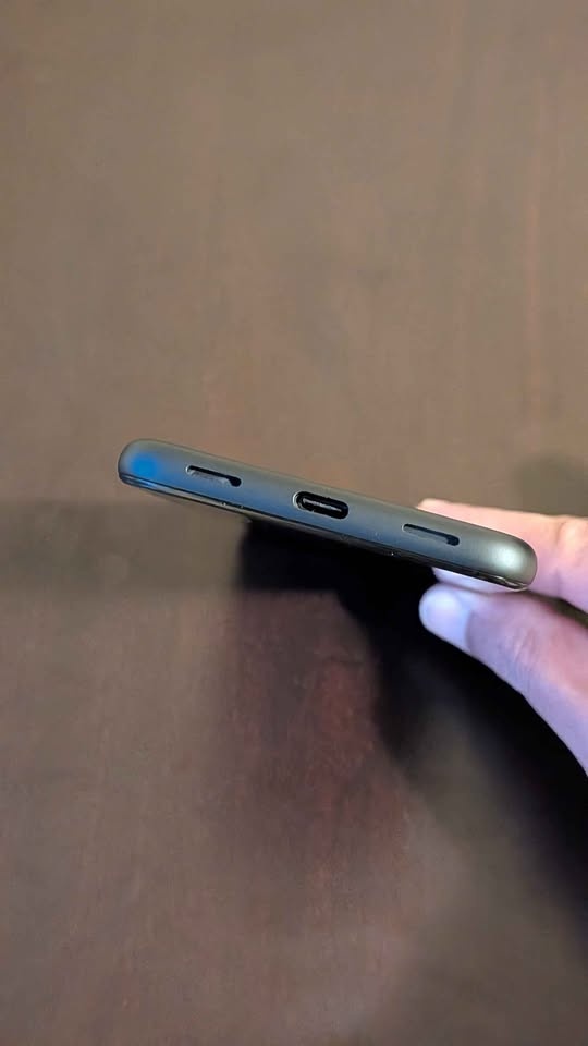 Google Pixel 4a (128GB) - Unlocked - Sealed & Brand New - photo 4