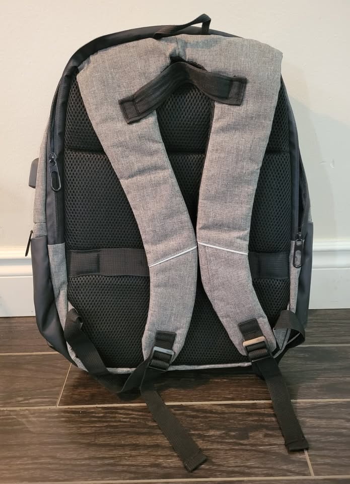 Laptop Backpack – Water-Resistant | Excellent Condition - photo 3