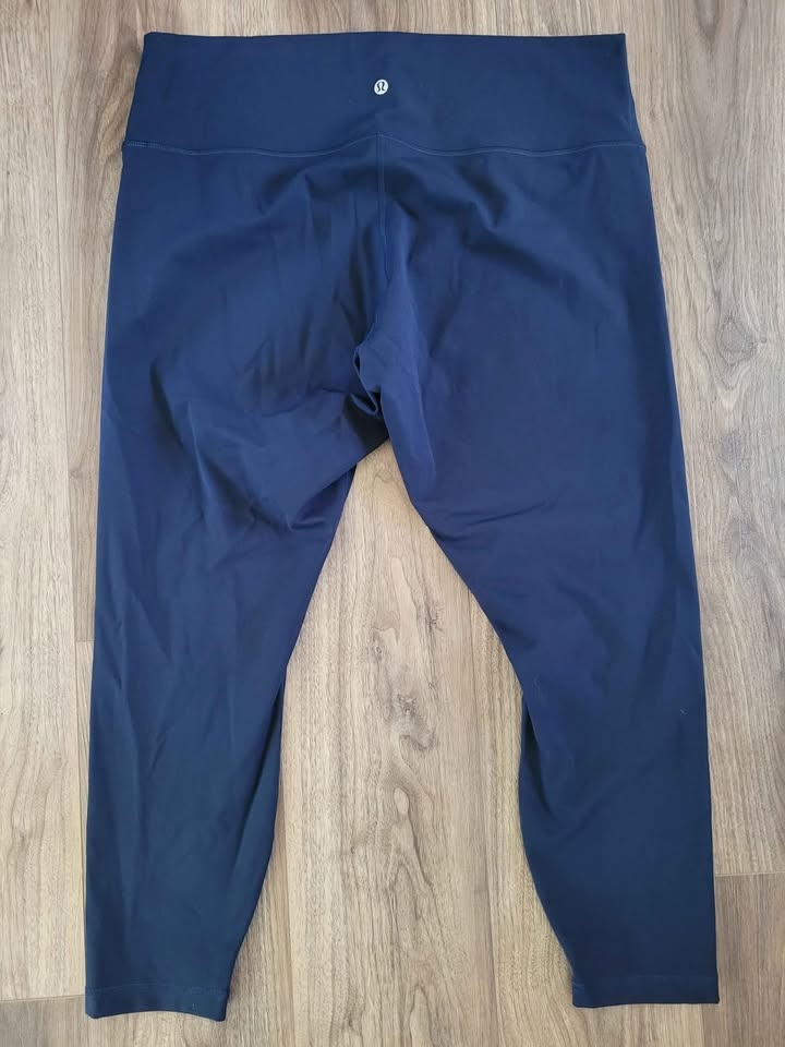 Lululemon Size 18 - photo 2