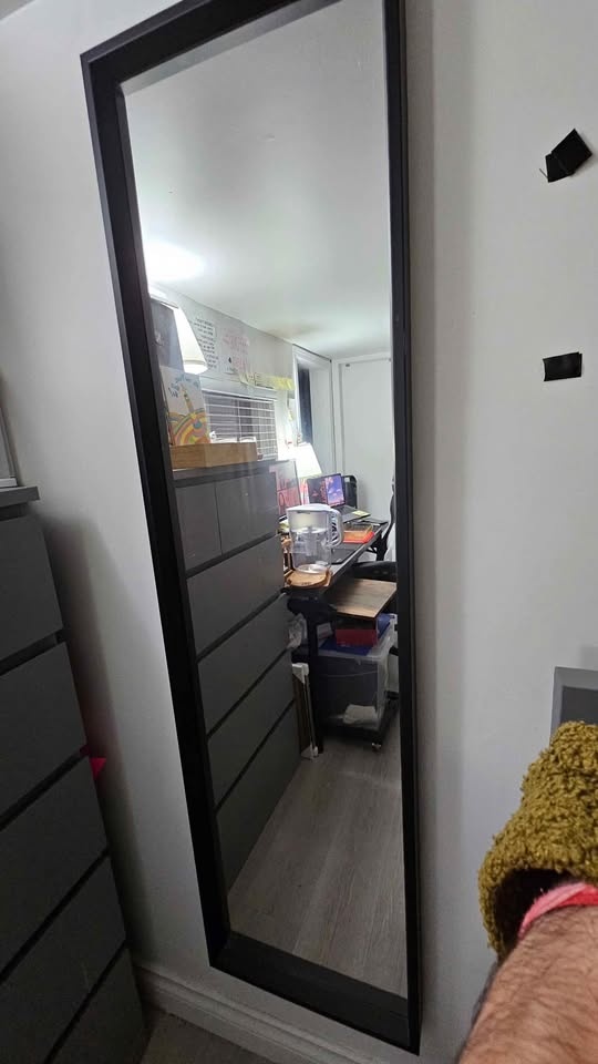 Moving out sale. Ikea Mirror - photo 3