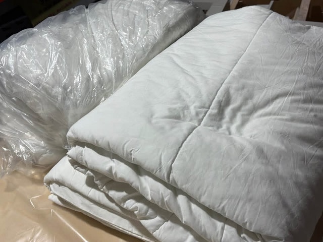 Queen Comforter – Lightweight Hotel Style - photo 3