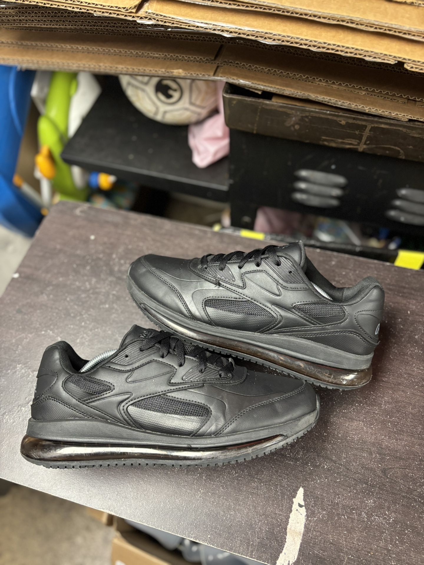 Tredsafe Triple Black 02air Shoe