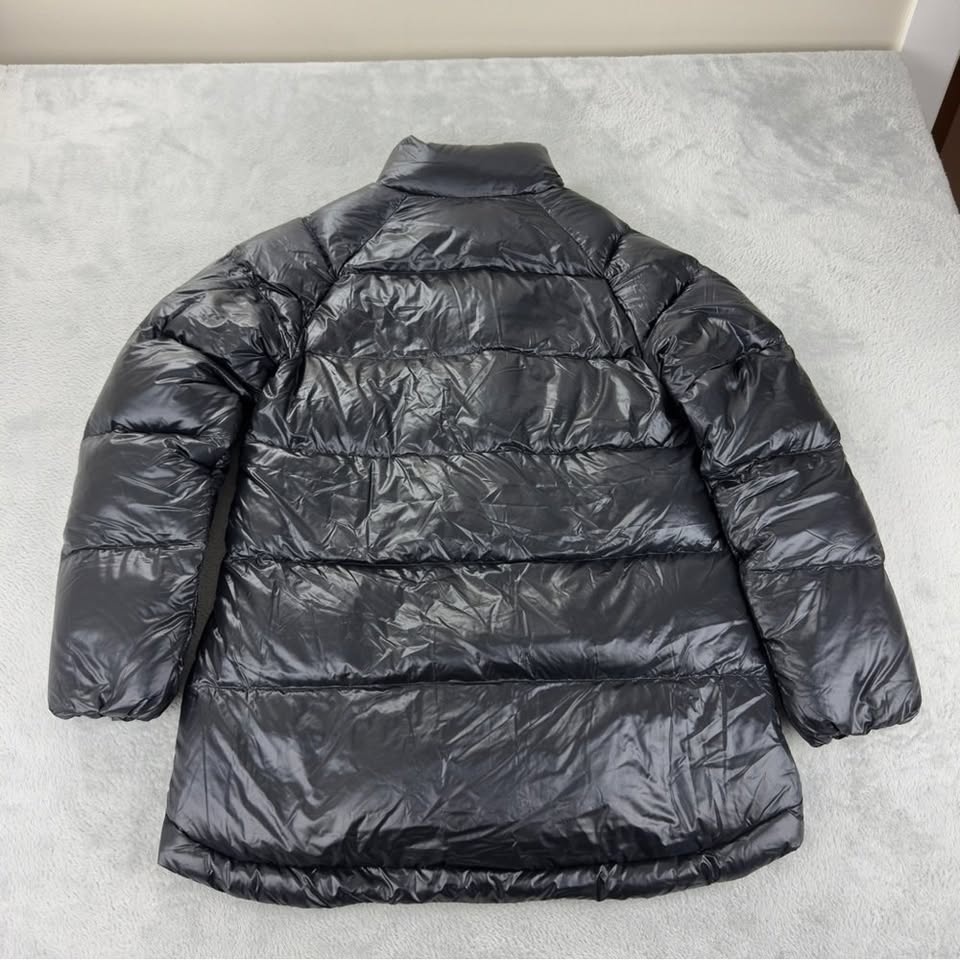 Patagonia NWT Women's Size Small Ravens Rocks Puffer Jacket 2803 - photo 4