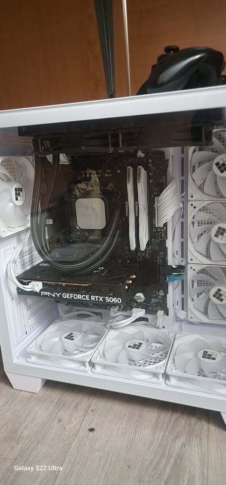 Top Shelf Gaming PC - photo 2