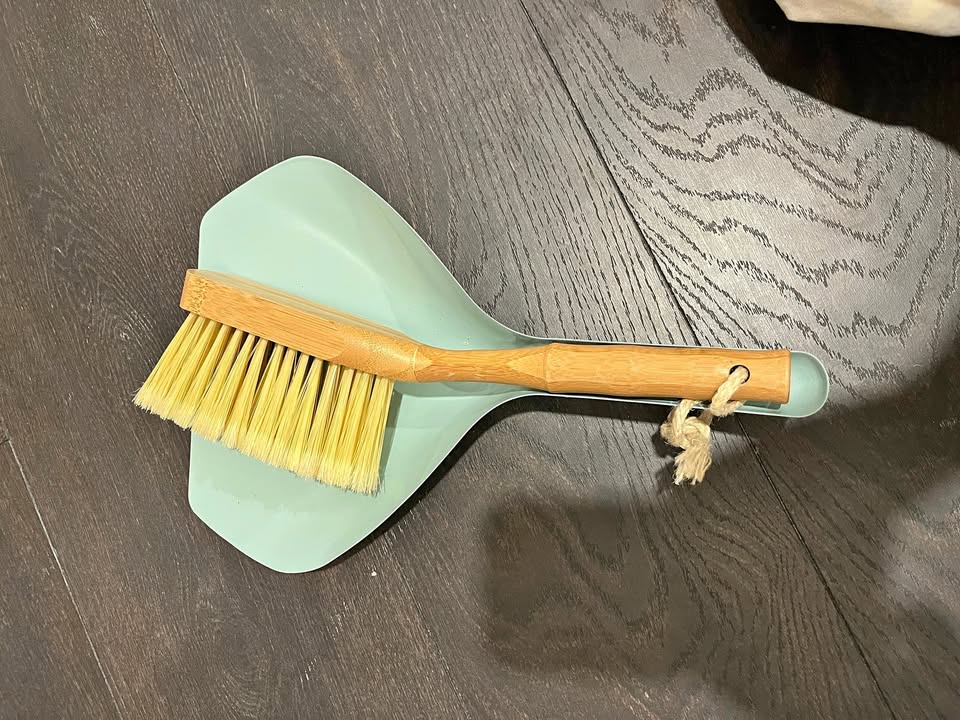 Mini Broom & Dustpan Set – Wooden Handle, Mint Green