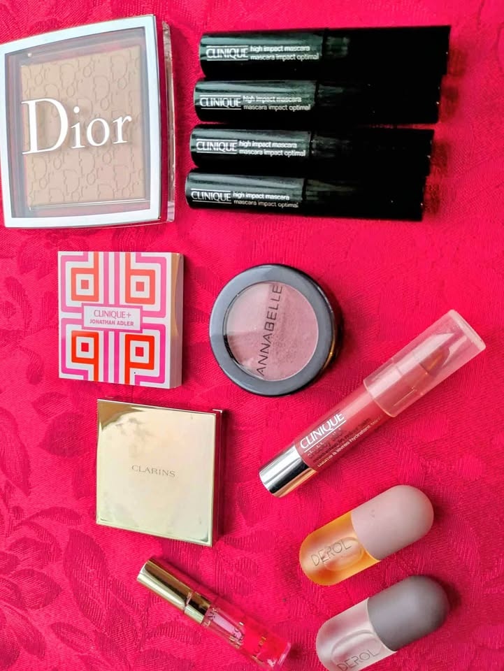 Bundle opened but unused makeup (SWIPE)