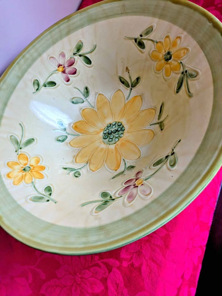 Hand painted ceramic bowl