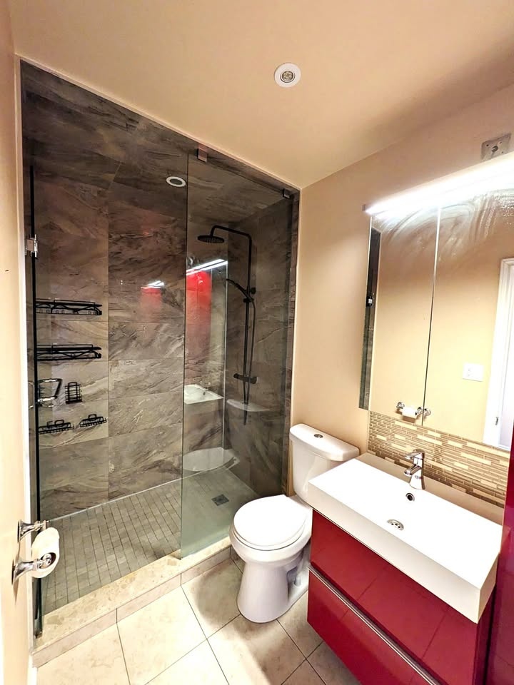 2 Beds 1 Bath - House