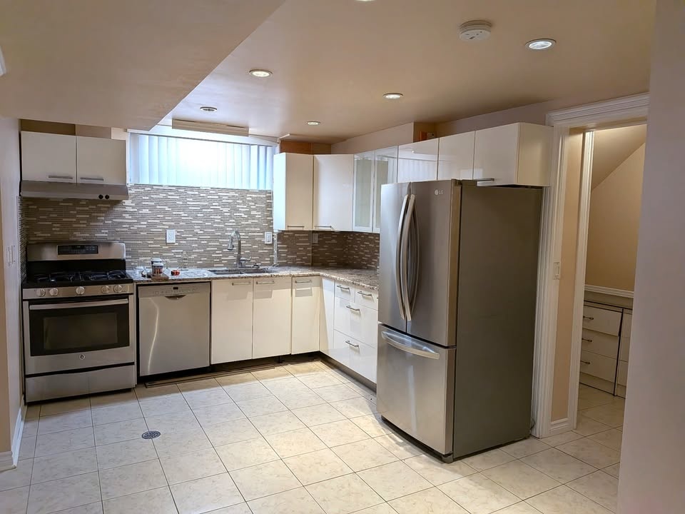 2 Beds 1 Bath - House - photo 2
