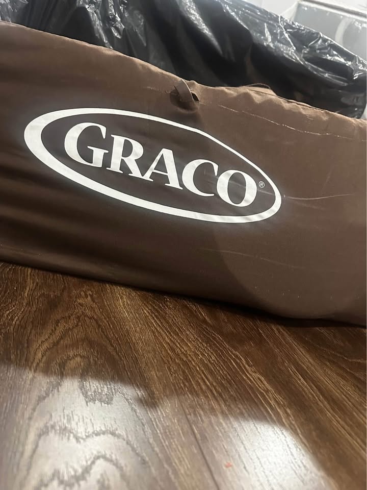 Graco Pack 'n Play Playard - photo 2