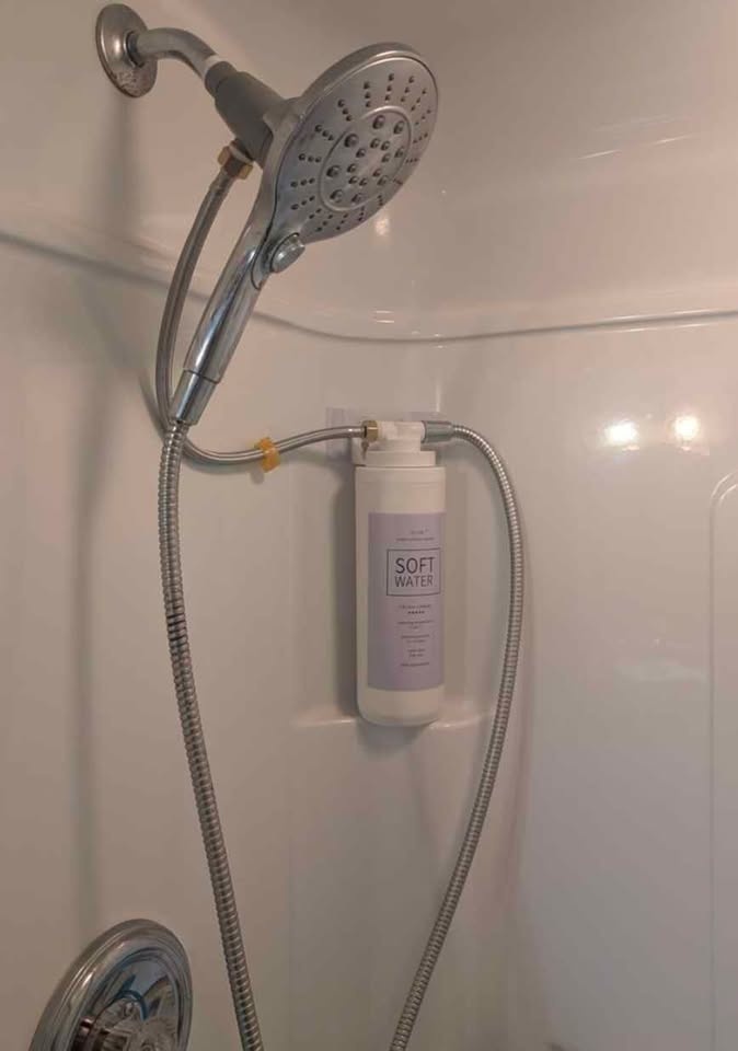 Water Softener With Rechargeable Filters - new - photo 2