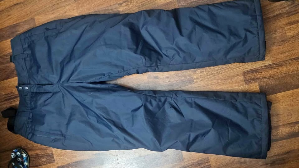 Women's snow pants size 14 in Blue