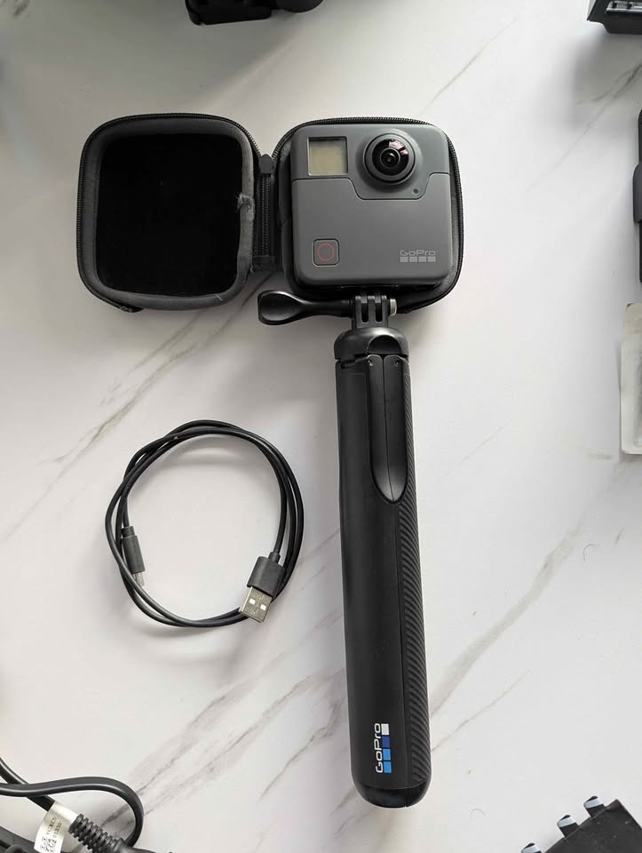 GoPro Fusion 360 Camera Bundle - 5.2K Video - Dual 64GB