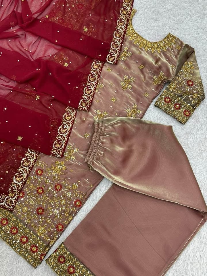 Partywear suits/lehengas/sarees ready for pickup - photo 4