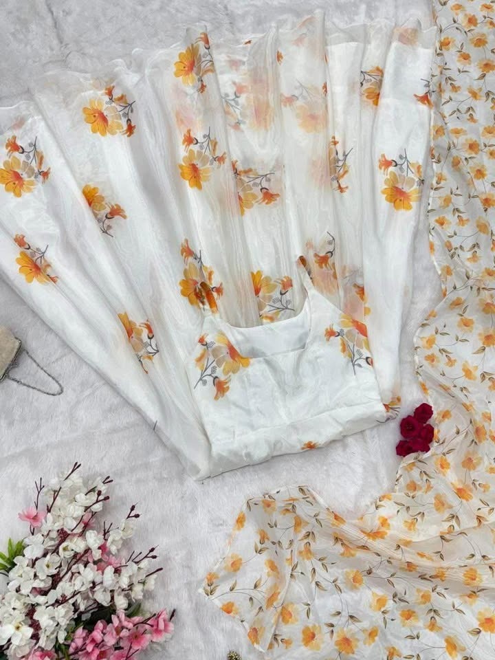 Beautiful anarkali gown - photo 4