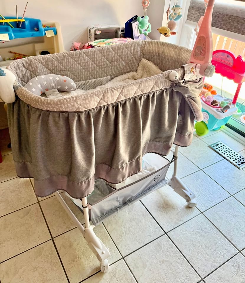 Baby Rocking basinet