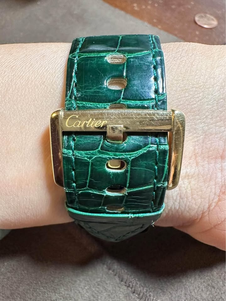 18K Gold Automatic Cartier Tank Divan - Large Size - photo 4