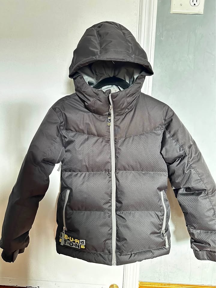 Burton Ski/Snowboarding thick jacket - Youth size (Medium)