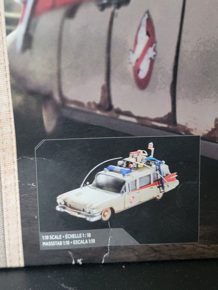 Ghostbusters Ecto-1 Plasma Series Car - photo 4