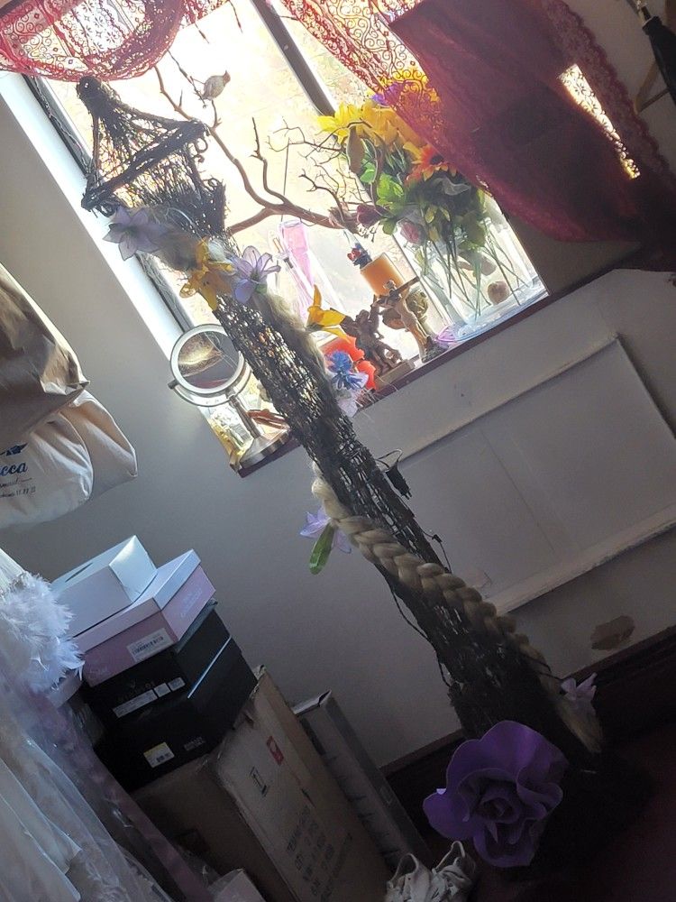 Rapunzel Tower Disney Tangled - photo 2