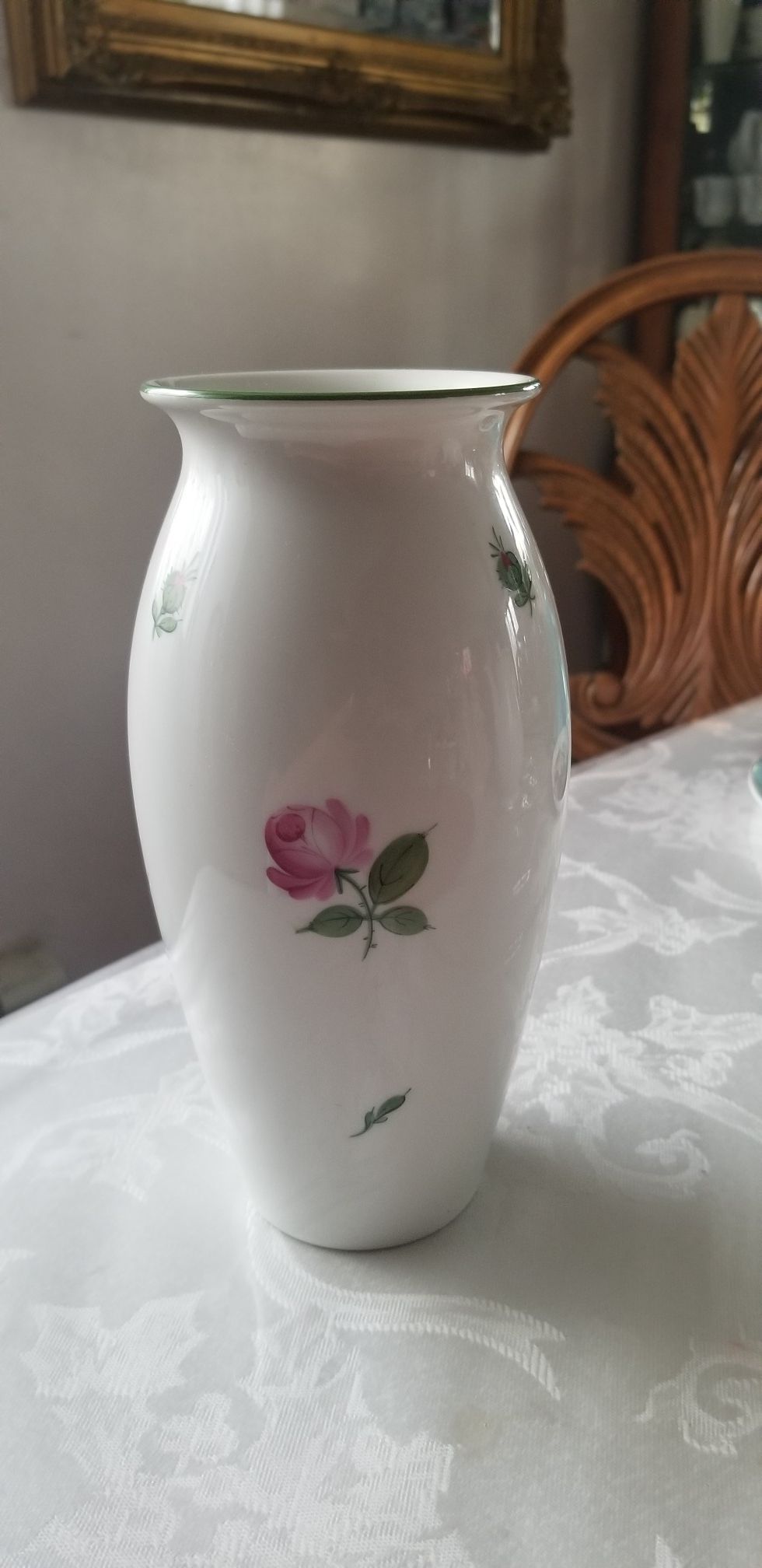 White rose vase - photo 5