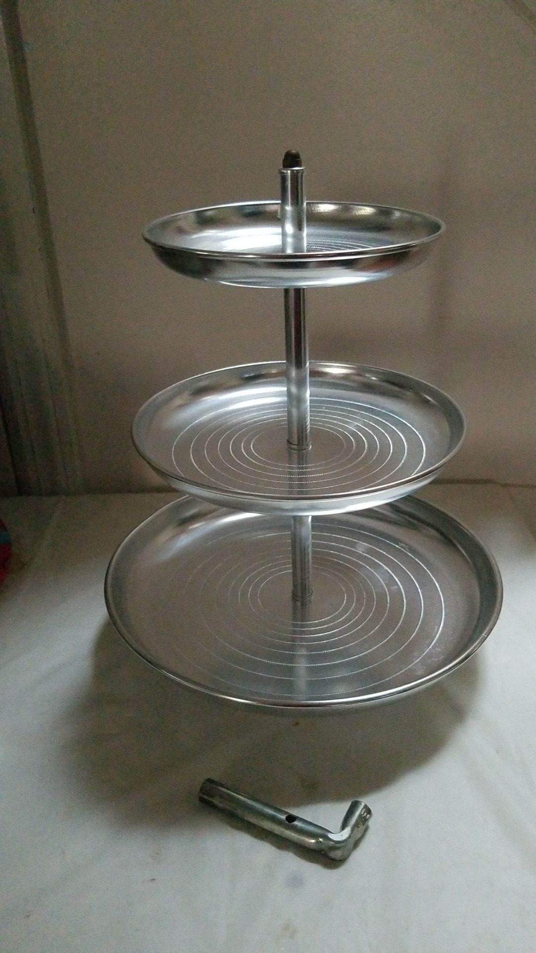 Three tier vintage serving treat - photo 2
