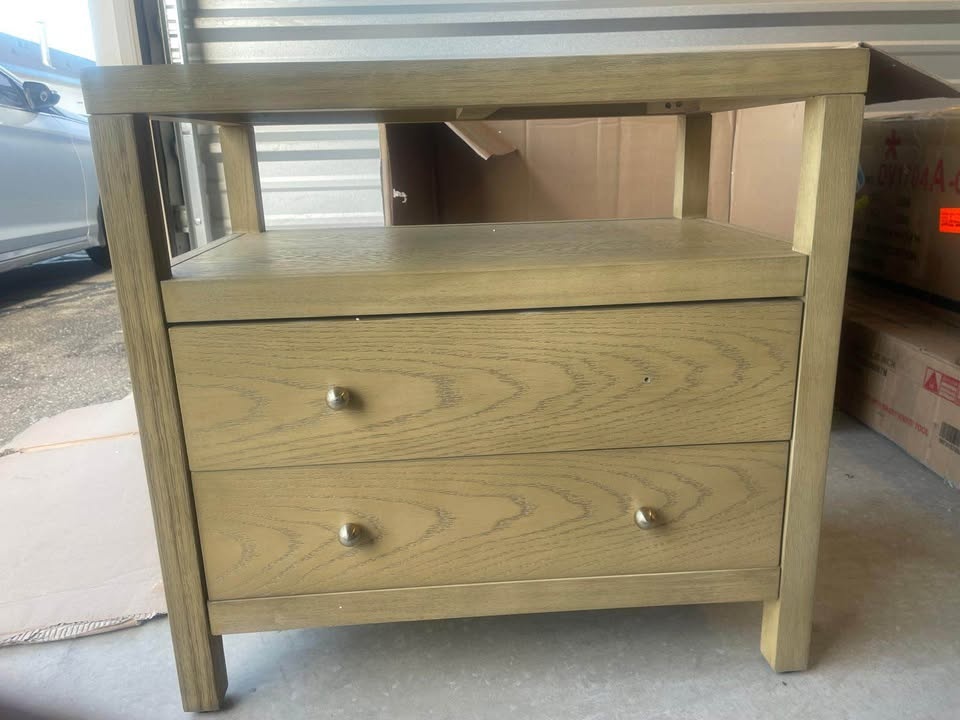 night stand - photo 3
