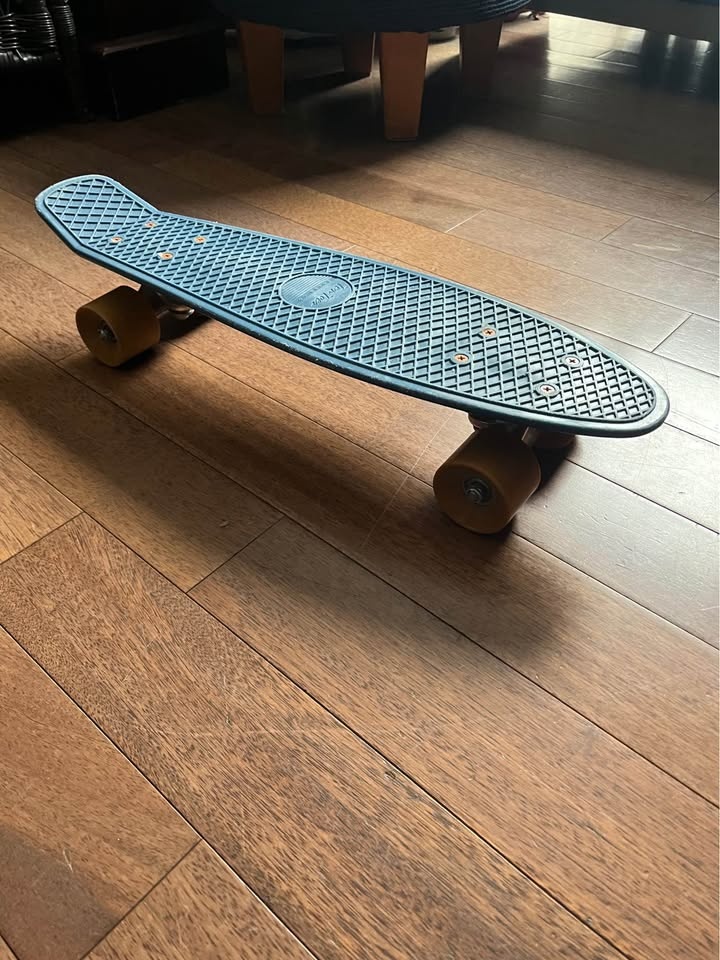 Honeycomb Skateboard | Make me an offer - photo 2